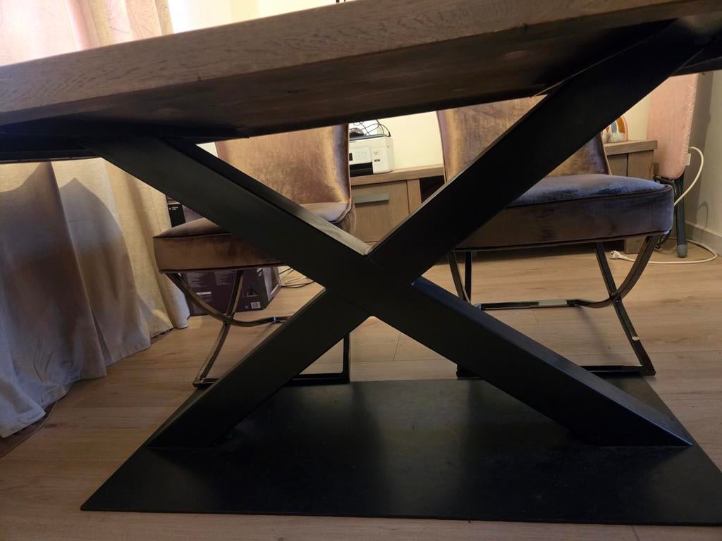 Mooie houten tafel met metalen onderstel, Overige houtsoorten, 100 tot 150 cm, Industrieel, Modern, Ophalen of Verzenden