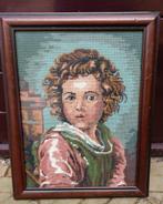 Hand geborduurd schilderij in steelsteek jongen 46,5 x 36,5, Ophalen of Verzenden, Zo goed als nieuw, Handborduren, Overige typen