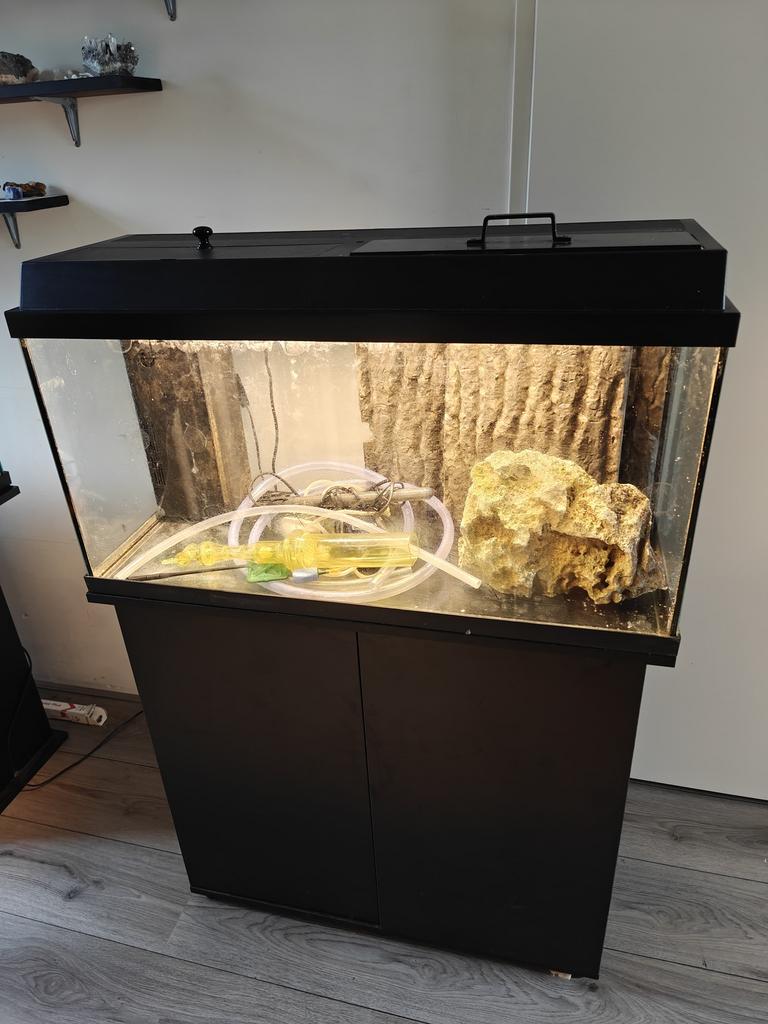 Juwel aquarium 80x30x40 met originele kast, Dieren en Toebehoren, Vissen | Aquaria en Toebehoren, Ophalen, Zo goed als nieuw, Leeg aquarium