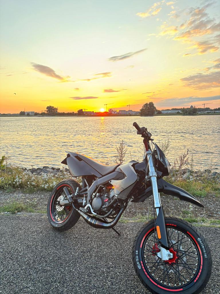 Derbi senda SM - 80cc mallosi, Ophalen of Verzenden, Zo goed als nieuw