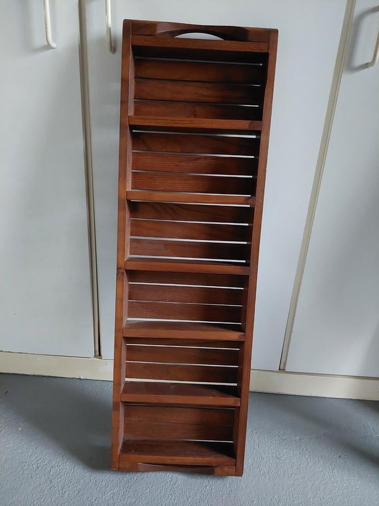 Massief houten rek, Ophalen