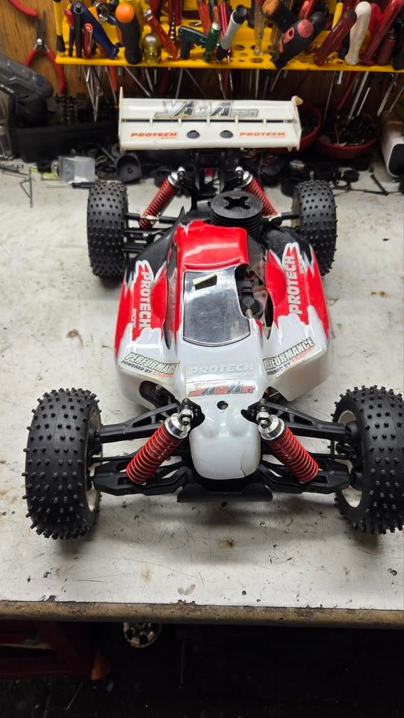 Te koop mooie protech yada, Hobby en Vrije tijd, Modelbouw | Radiografisch | Auto's, Gebruikt, Auto offroad, Ophalen of Verzenden