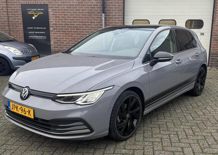 Volkswagen Golf 1.5 eTSI R-Line Pano/ Trekhaak, Auto's, Volkswagen, Bedrijf, Te koop, Golf, ABS, Achteruitrijcamera, Adaptive Cruise Control