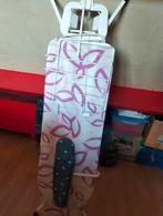 Strijkplank met stopcontact, Ophalen of Verzenden, Gebruikt