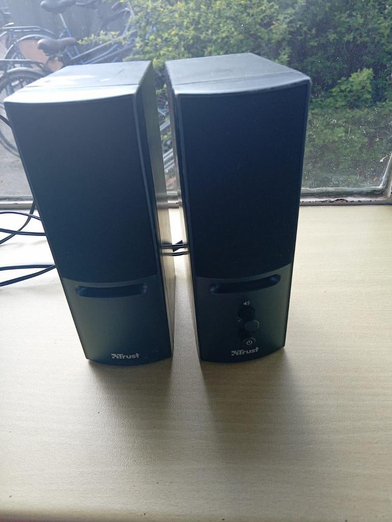 Trust Luidsprekers - Compact en Betrouwbaar Geluid, Computers en Software, Pc speakers, Gebruikt, Audiokanaal 2.0, Ophalen of Verzenden