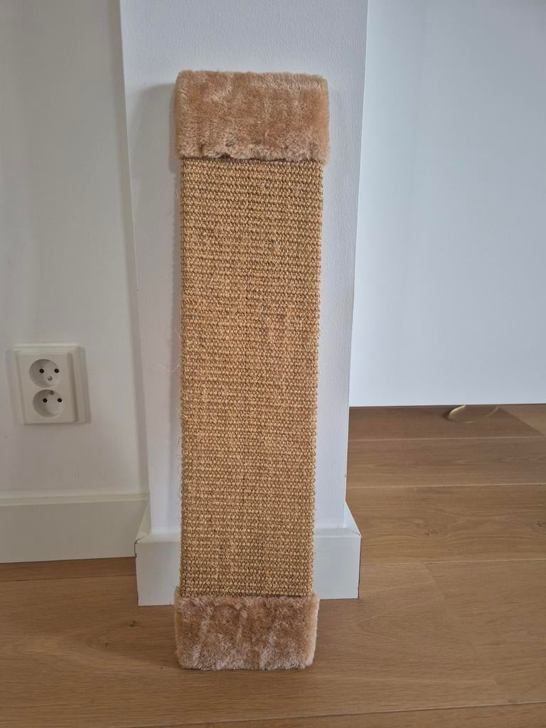 Krabplank kat (tegen de muur), Dieren en Toebehoren, Ophalen of Verzenden, Zo goed als nieuw, Krabplank