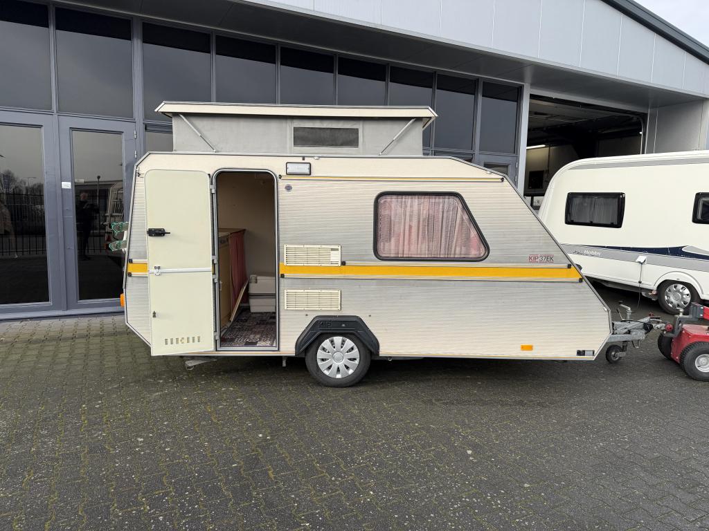 Kip Kompakt 37 EK Langslaper 520kg leeg Bovag 2026 Topstaat, Caravans en Kamperen, Standaardzit, Kip, Bedrijf, Tot 500 kg