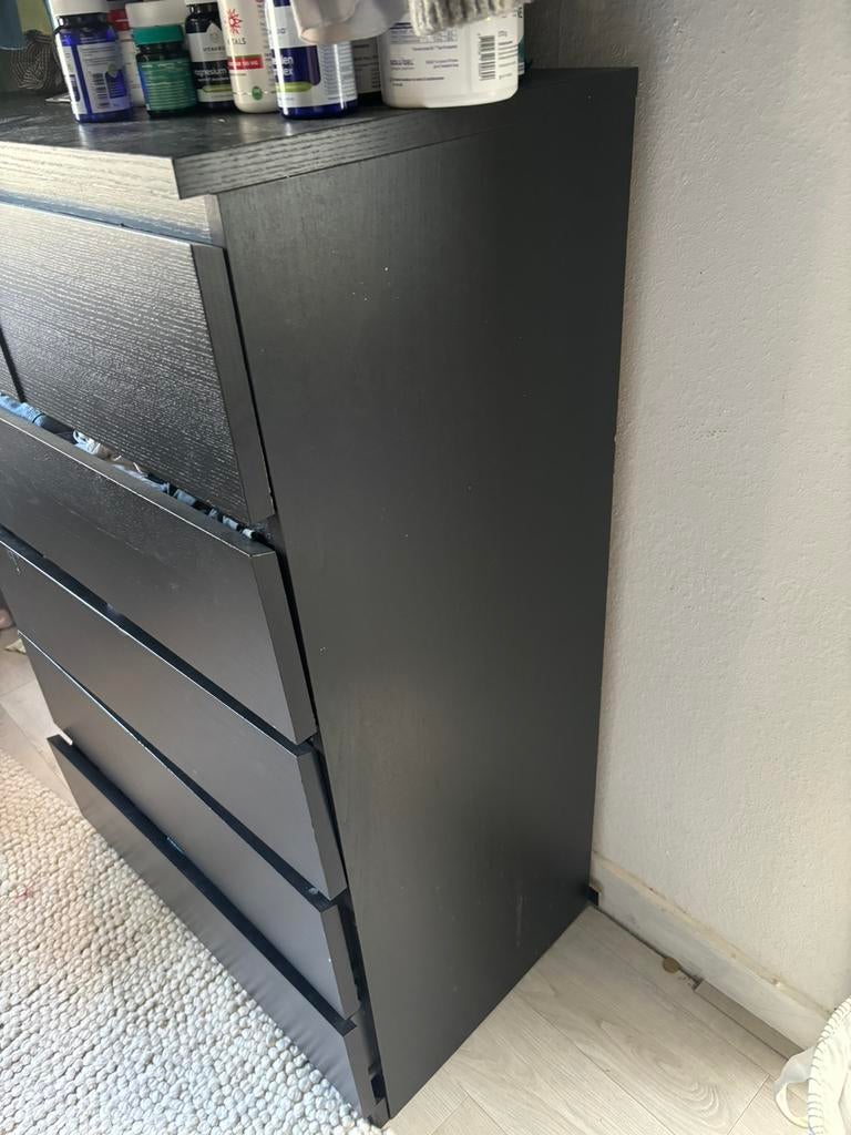 Zwarte Ikea kast, Gebruikt, 100 tot 150 cm, Eikenhout, Meerdere deuren