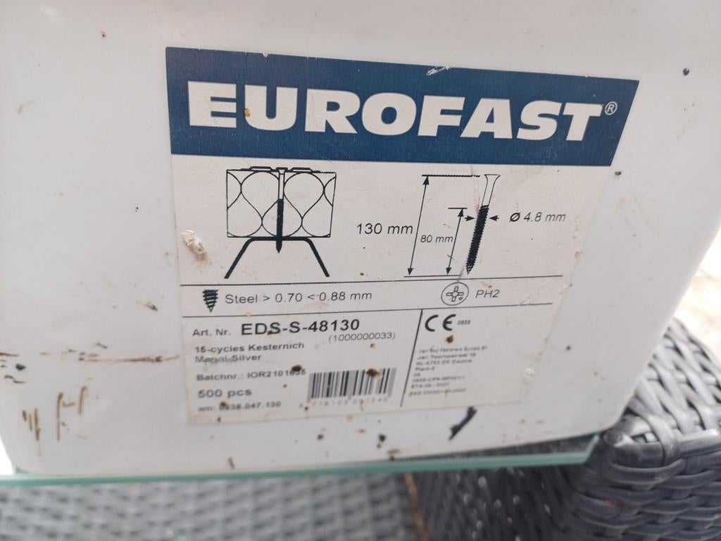 Eurofast Schroeven 4.8x130mm, Doe-het-zelf en Verbouw, IJzerwaren en Bevestigingsmiddelen, Ophalen, Gebruikt, 100 tot 250 mm, Schroeven