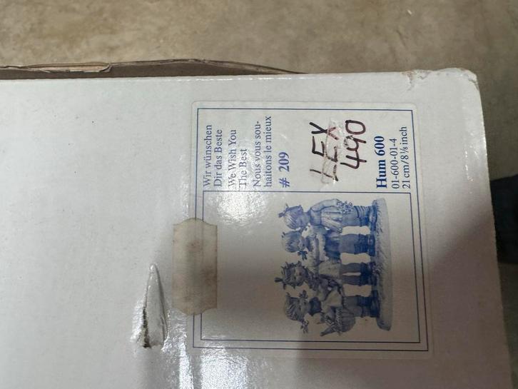 Hummel Beeldje "We Wish You The Best" - Hum 600, Verzamelen, Beelden en Beeldjes, Zo goed als nieuw, Hummel, Ophalen