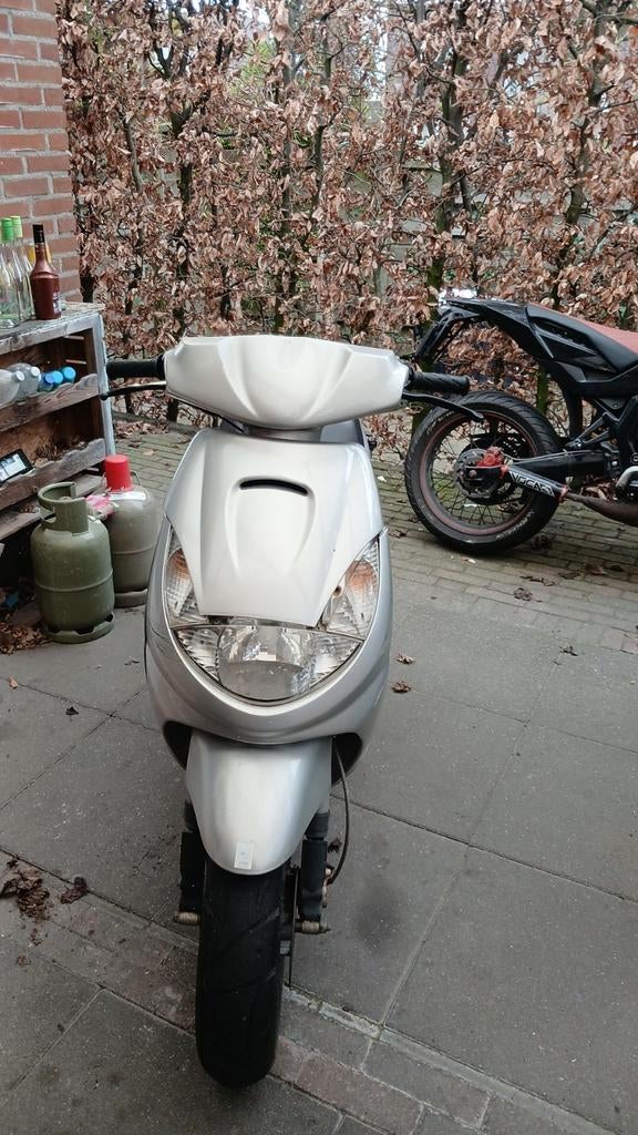 Peugeot Vivacity Scooter rollend frame, Fietsen en Brommers, Tweetakt, Gebruikt, Ophalen of Verzenden, 50 cc