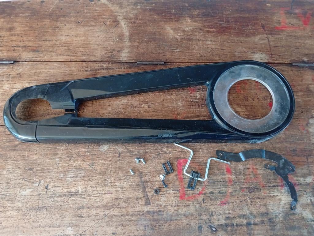 Gazelle kettingkast C8 compleet met bevestiging, Ophalen