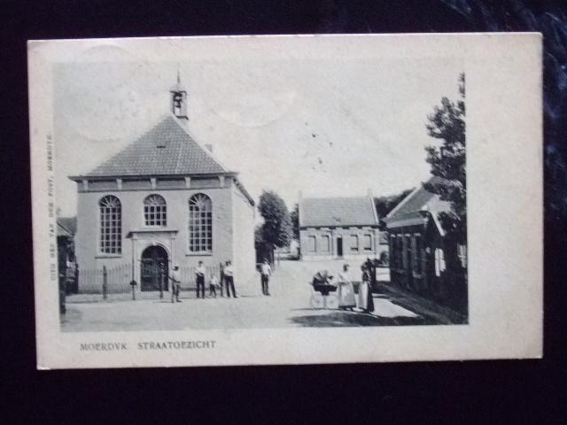Moerdijk Straatgezicht, Verzamelen, Ansichtkaarten | Nederland, Ophalen of Verzenden, Voor 1920