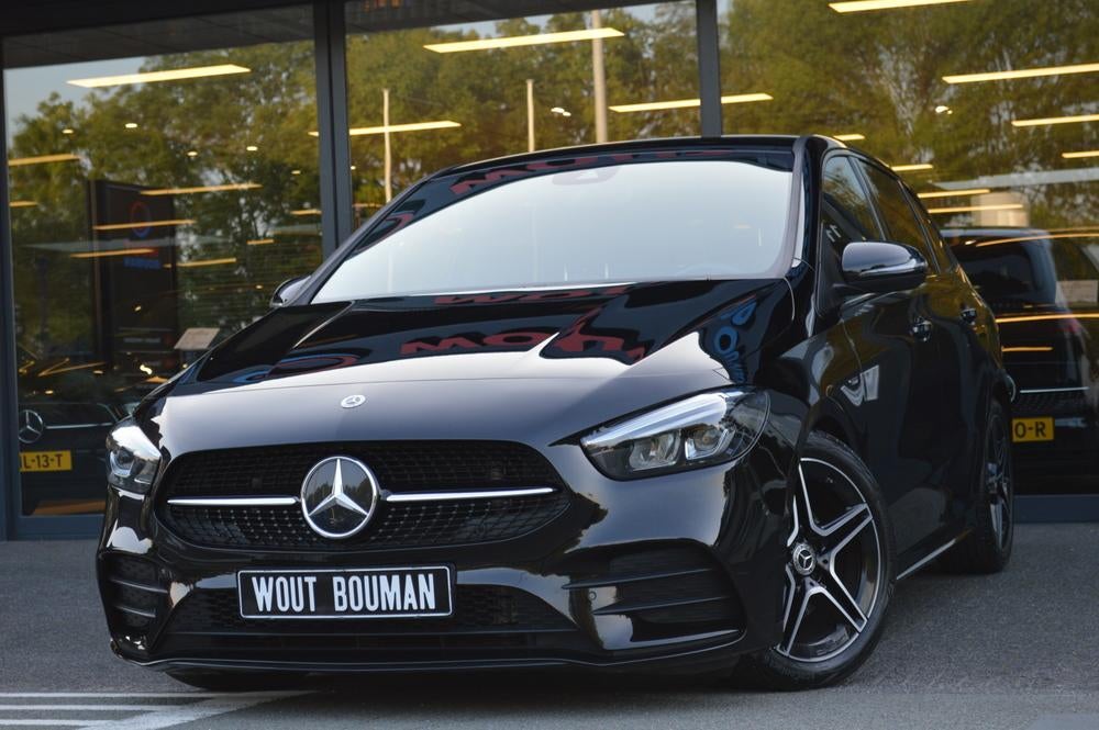 Mercedes-Benz B-Klasse 200 AMG Led Widescreen Sfeer Camera N, Auto's, Gebruikt, Euro 6, Bedrijf, 1600 kg