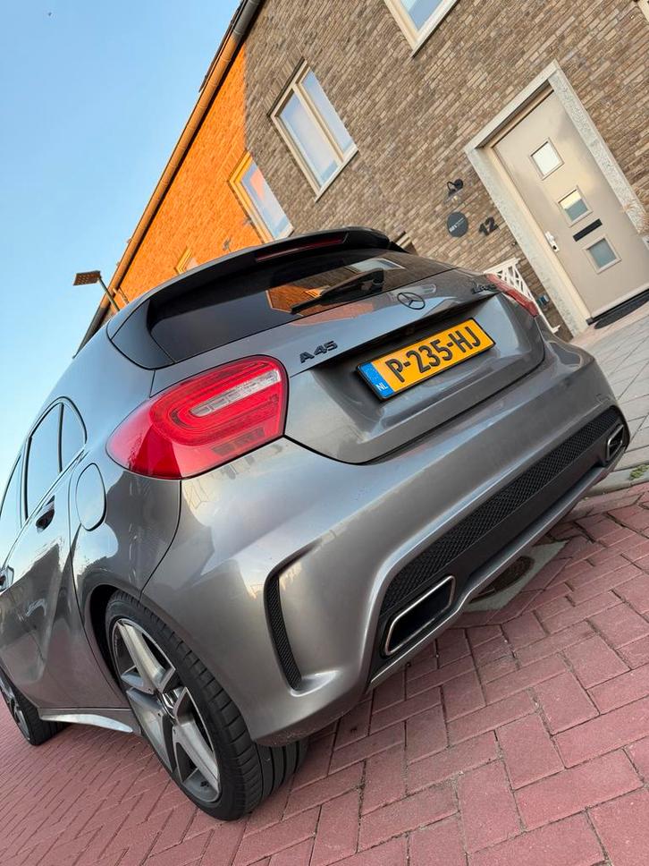 Mercedes-Benz A45 AMG 420PK downpipe, Auto's, Mercedes-Benz, Particulier, A-Klasse, 4x4, ABS, Achteruitrijcamera, Adaptieve lichten