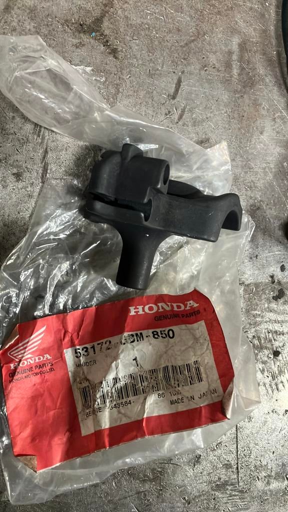 Honda scoopy sfx nos stuurstrop, Fietsen en Brommers, Ophalen of Verzenden, Nieuw