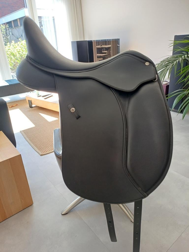 ZGAN Wintec Hart 500 zwart 17 inch, Dieren en Toebehoren, Paarden en Pony's | Zadels, Ophalen of Verzenden, Zo goed als nieuw