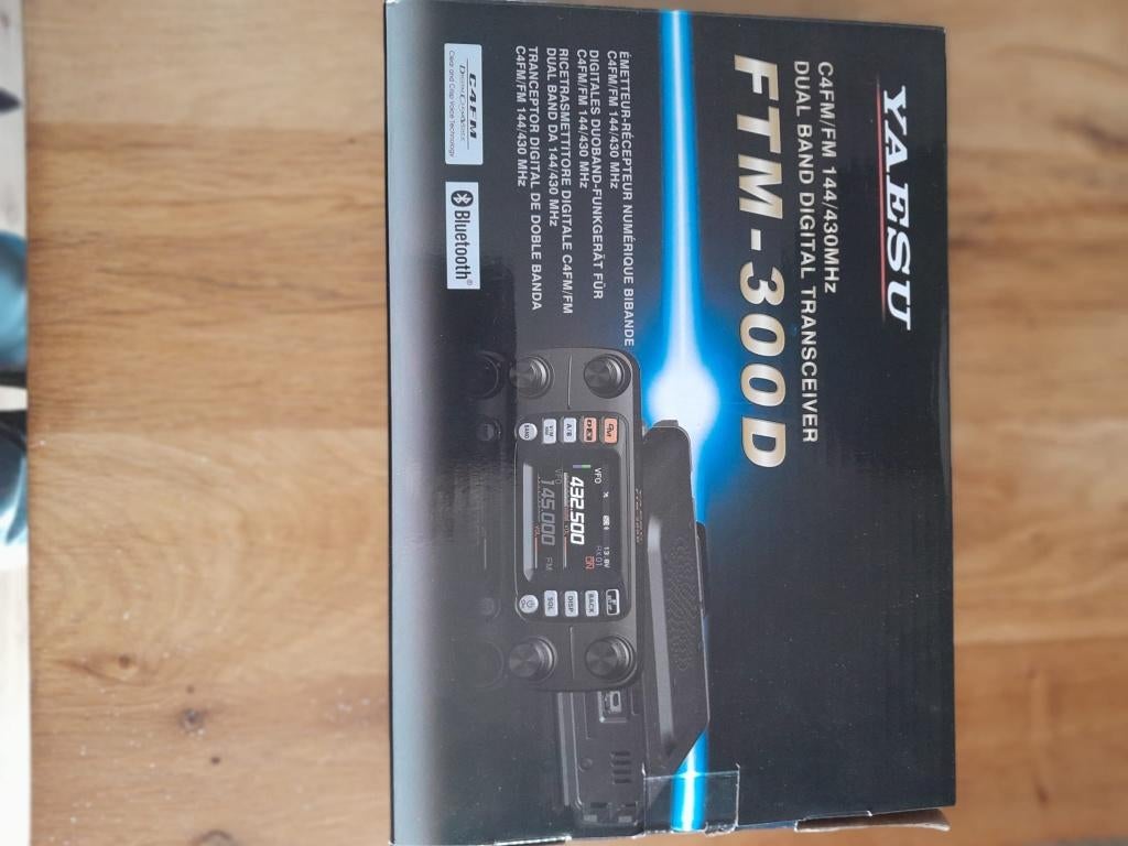 YAESU FTM-300, Telecommunicatie, Zenders en Ontvangers, Ophalen of Verzenden, Zo goed als nieuw, Zender en Ontvanger