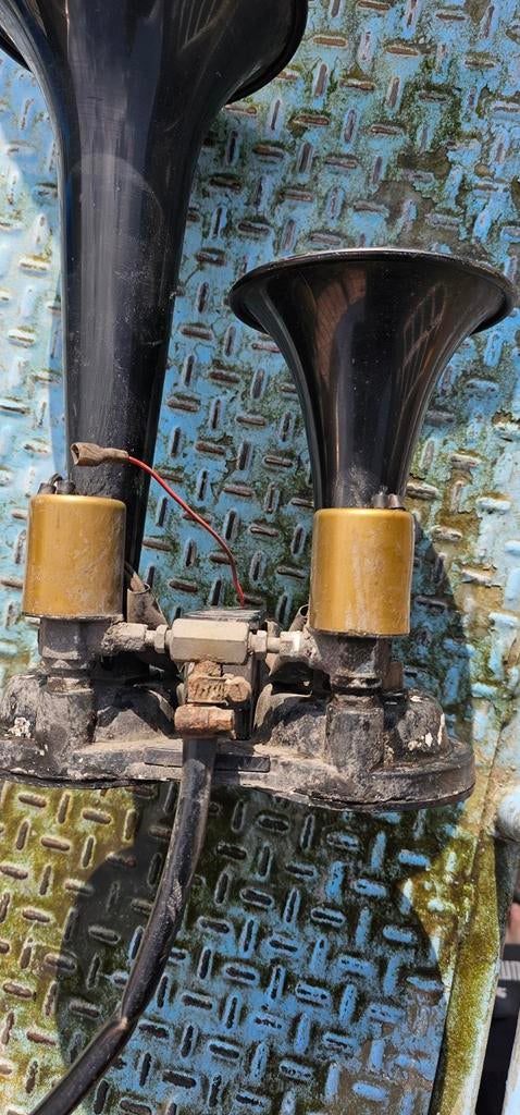 TGV Luchthoorn 24V - Zeer Luid! Vrachtwagen Toeter, Ophalen of Verzenden, Gebruikt, Universele onderdelen