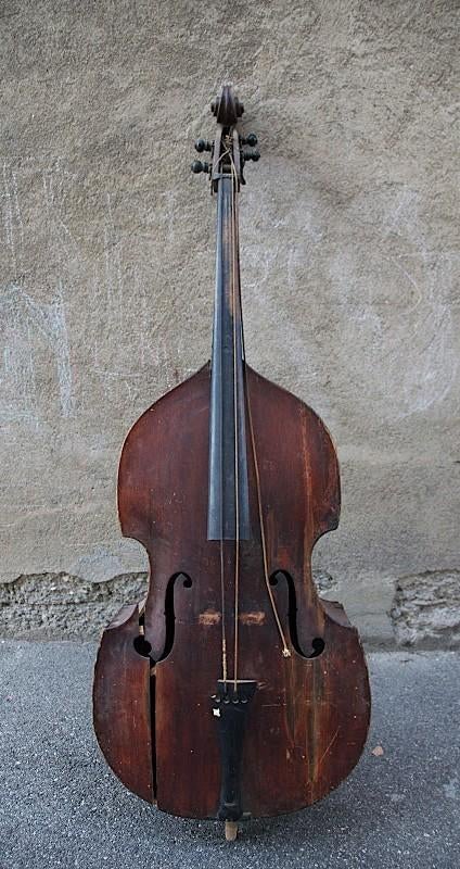 Oude kapotte Contrabas GEZOCHT, Muziek en Instrumenten, Ophalen