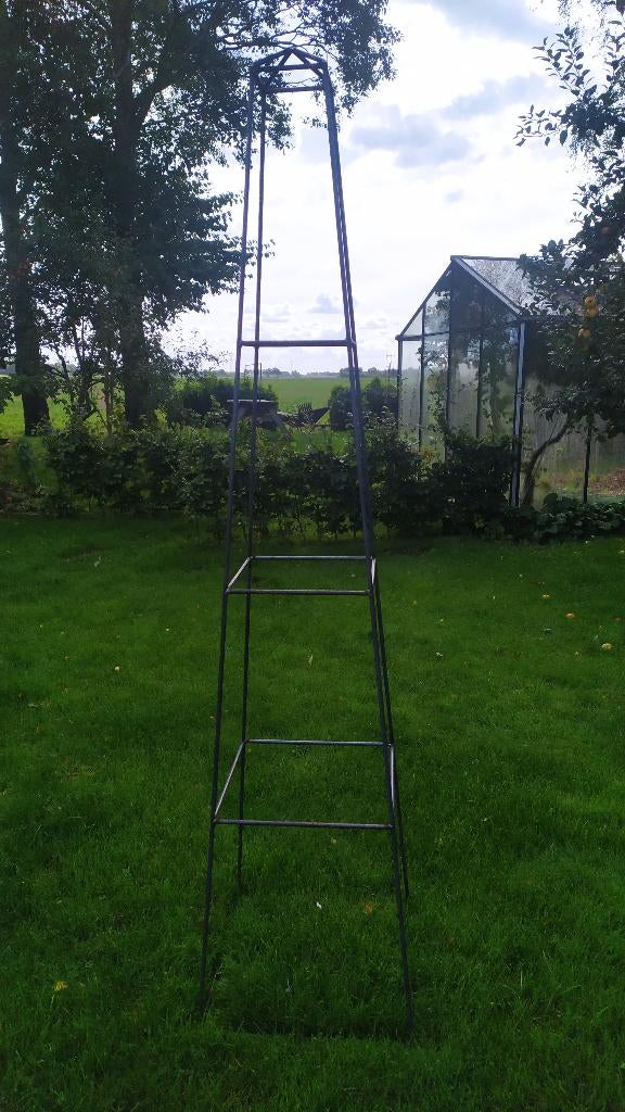 Obelisk, stalen tuinornament, 130, 180 of 210 cm, vanaf €75, Ophalen, Nieuw