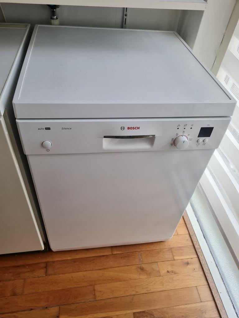 Bosch Silence Plus Vrijstaande Vaatwasser, Witgoed en Apparatuur, Vaatwasmachines, Bosch, Contact@bosch-home.com, Gebruikt, 60 cm of meer