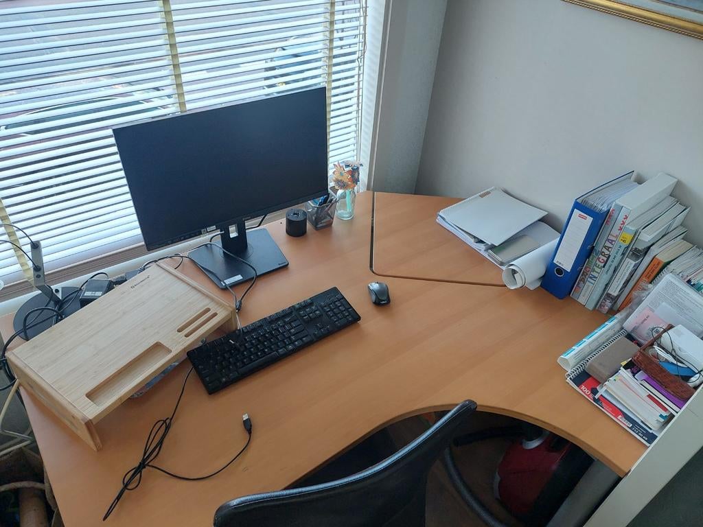 Groot bureau, Ophalen