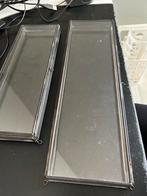 Vitrines van glas met zwarte metalen rand, Huis en Inrichting, Woonaccessoires | Lijsten, Ophalen of Verzenden, Gebruikt, Metaal of Aluminium