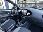 Toyota Aygo X 1.0 VVT-i MT Play Camera, Carplay, Cruise, Stof, Gebruikt, Euro 6, 920 kg