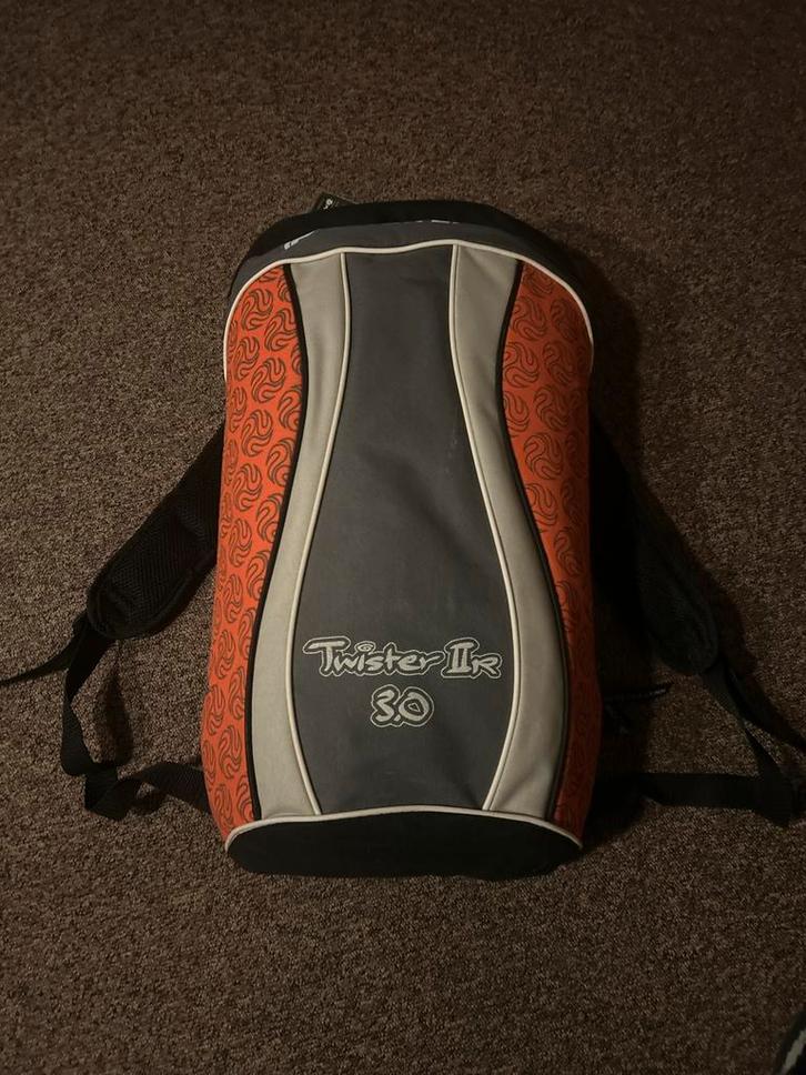 Peter Lynn Twister3.0 5.0 en 5.5 met lijnen en kitekiller, Sport en Fitness, Vliegeren, Zo goed als nieuw, Vlieger, Vierlijns