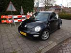 Volkswagen New Beetle 1.6MET APK, Auto's, Stof, Gebruikt, Beetle (Kever), 4 stoelen