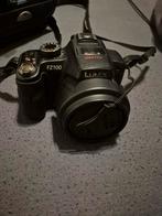 Lumix FZ100 met 3 accu's, lader en cameratas, Ophalen of Verzenden, Zo goed als nieuw, Compact
