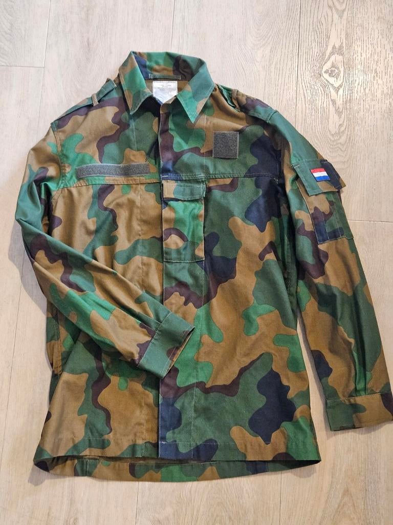 Korps Mariniers KL Defensie jungle camo broek en shirt, Verzamelen, Militaria | Algemeen, Kleding of Schoenen, Ophalen of Verzenden