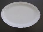 Broodschaal; wit porselein met decoratie aan de rand, Ophalen of Verzenden