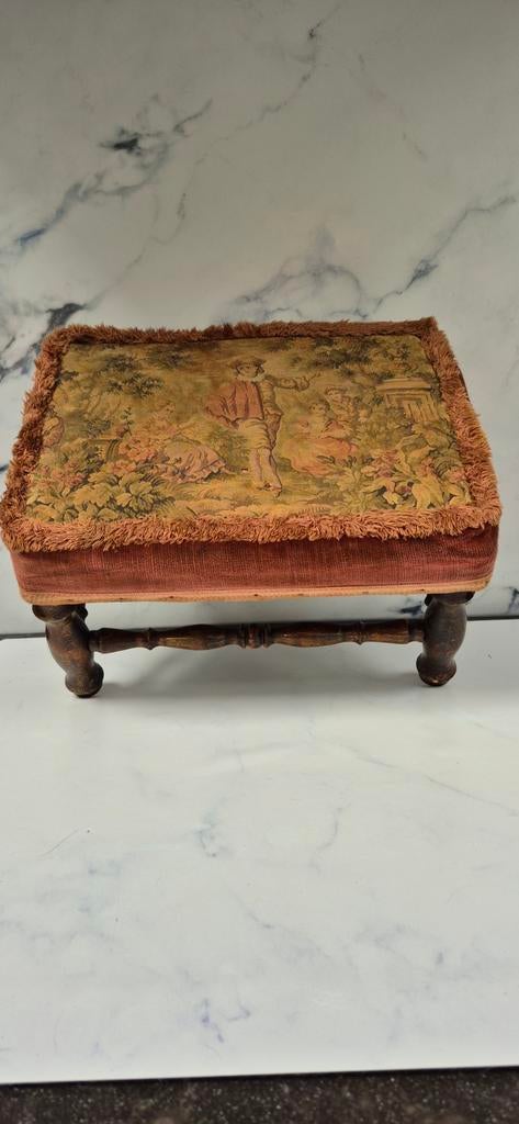 Antiek voeten bankje met brocante stof, Antiek en Kunst, Ophalen of Verzenden
