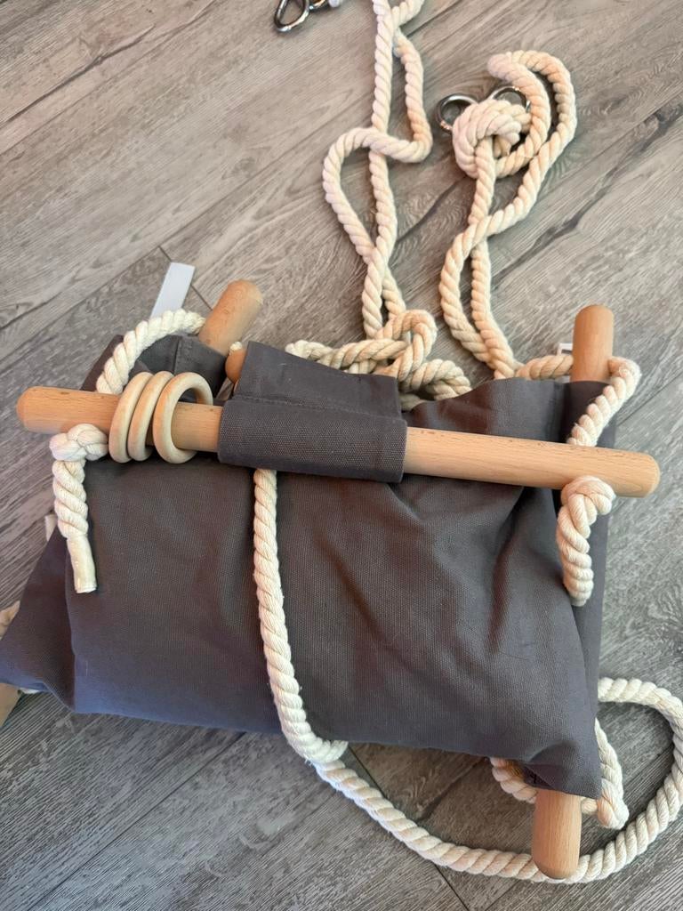 Houten schommel voor kind - HIPPESCHOMMELS, Ophalen of Verzenden, Zo goed als nieuw