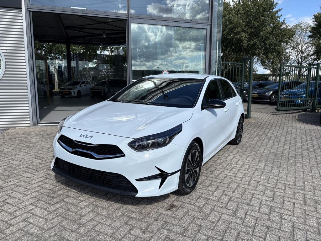 Kia Ceed 1.0 T-GDi Design Edition '' Private lease v.a € 4, Zwart, Wit, Origineel Nederlands, Bedrijf
