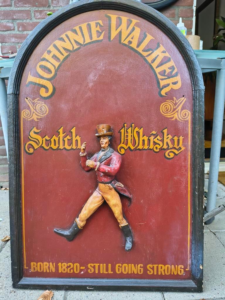 Johnnie walker houten reclame bord., Ophalen, Reclamebord