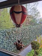 Decoratieve heteluchtballon met mandje en figuurtjes, Ophalen of Verzenden