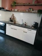 Keukenblok Bruynzeel met kookplaat en hetelucht oven., Huis en Inrichting, Keuken | Complete keukens, Ophalen of Verzenden, Gebruikt