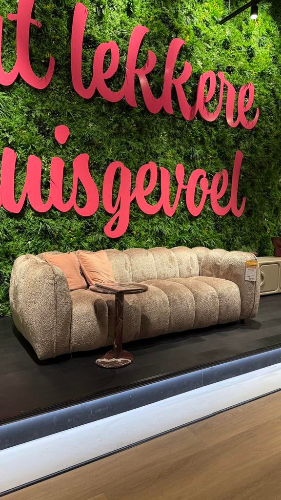 Showroom bank Feline, Ophalen, Zo goed als nieuw