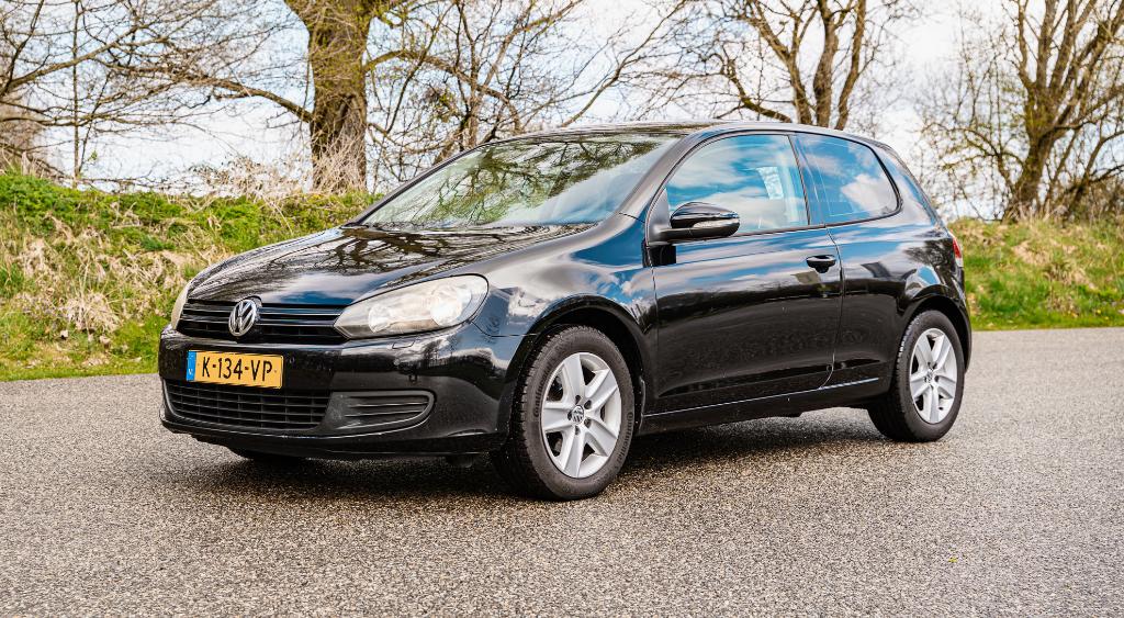 VW GOLF 6 | Nieuwe apk, stoelverwarming, carplay, trekhaak, Voorwielaandrijving, Stof, 4 cilinders, 1117 kg