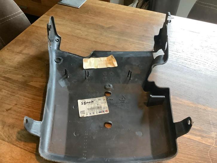 SYM onderkap., Fietsen en Brommers, Brommeronderdelen | Scooters, Gebruikt, SYM, Kap, Verzenden