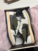Air Jordan 1 Travis Scott Medium Olive 42, Ophalen of Verzenden, Zo goed als nieuw, Overige kleuren