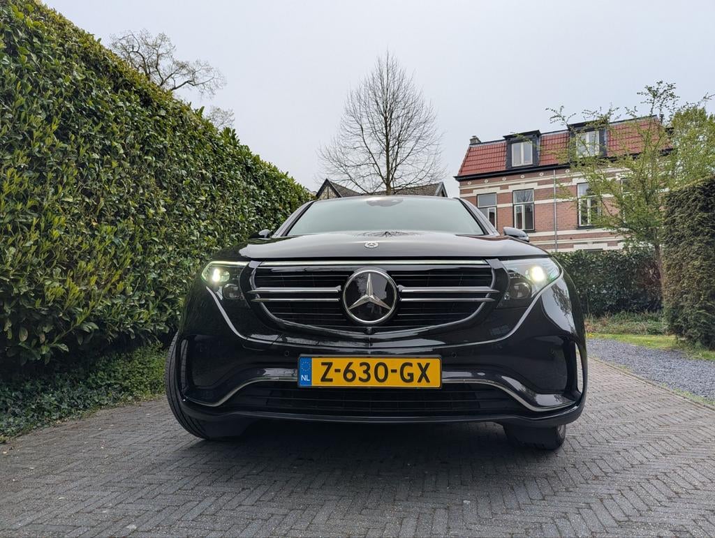 3 Jr. Mercedes Garantie, AMG, head-up, Burmester, Trekhaak, Auto's, Automaat, 1800 kg, Zwart, 80 kWh