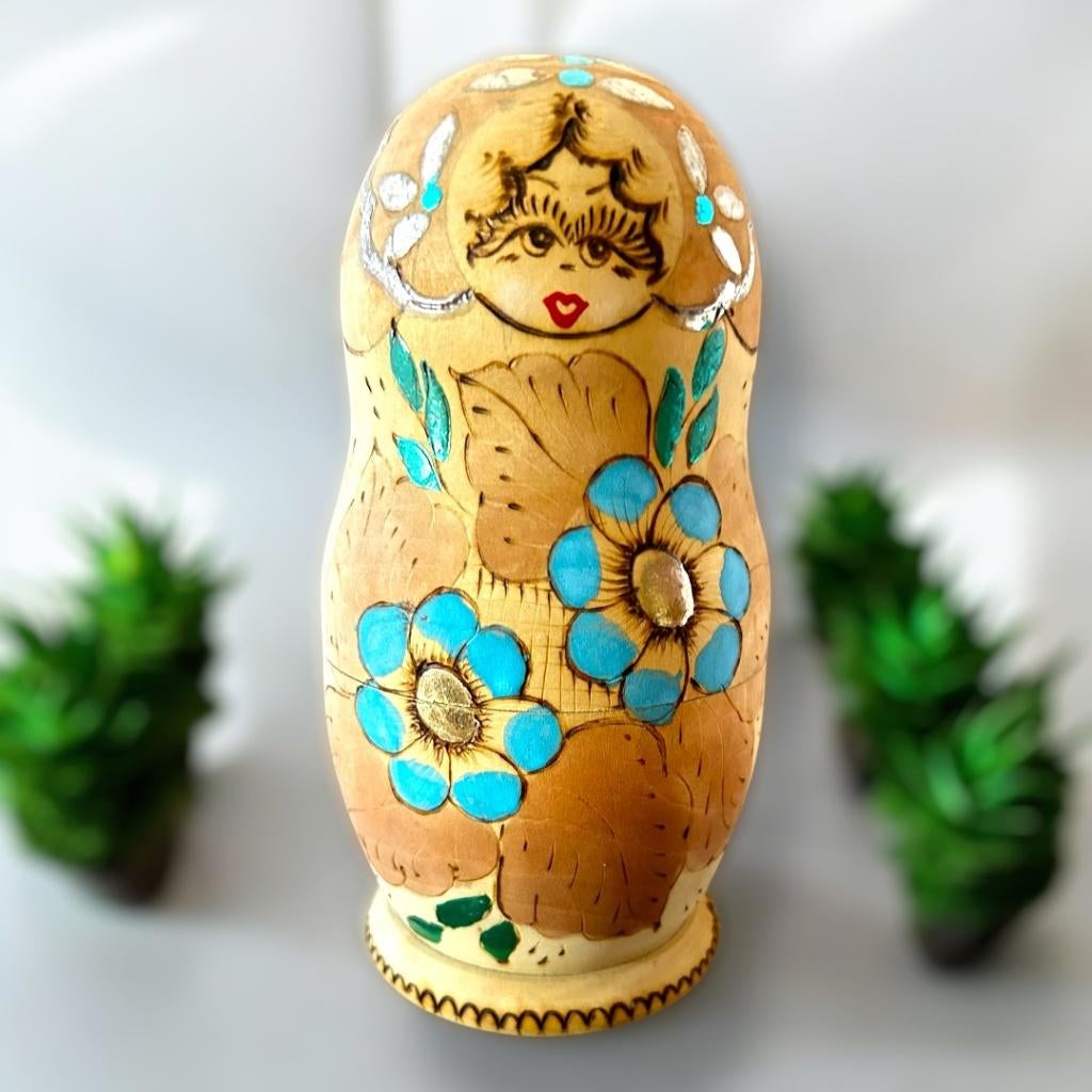 Mooie vintage Matroesjka., Antiek en Kunst, Handgemaakt, Minder dan 20 cm, Ophalen of Verzenden, Beeld