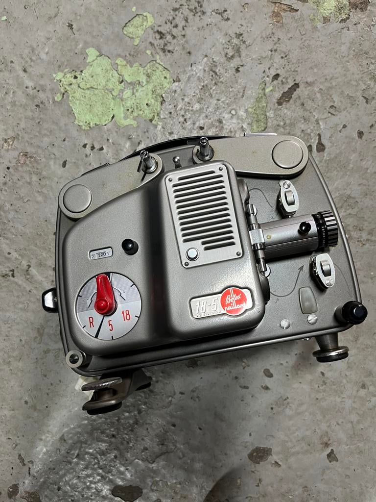 Projector, Verzamelen, Fotografica en Filmapparatuur, Ophalen of Verzenden, 1960 tot 1980, Projector