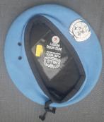 VN blauwe baret 'made in New Zealand', Ophalen of Verzenden, Landmacht, Overige gebieden, Helm of Baret