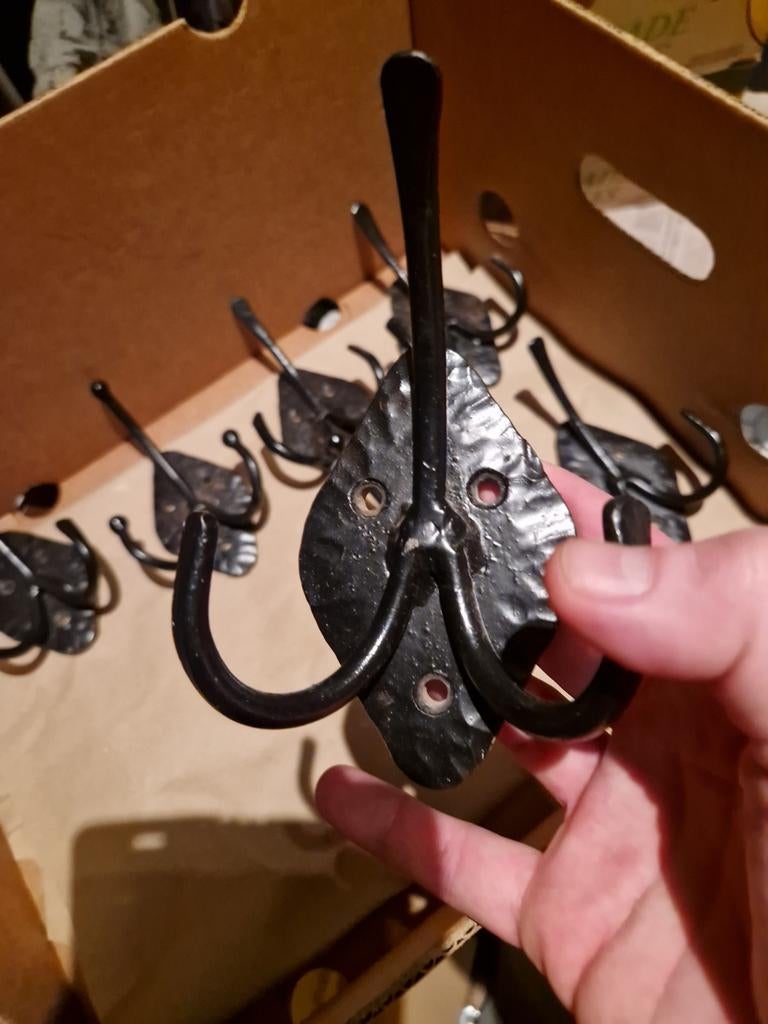 7 massieve gietijzeren kapstokhaken, Ophalen, Gebruikt, Wandhaken, Minder dan 100 cm