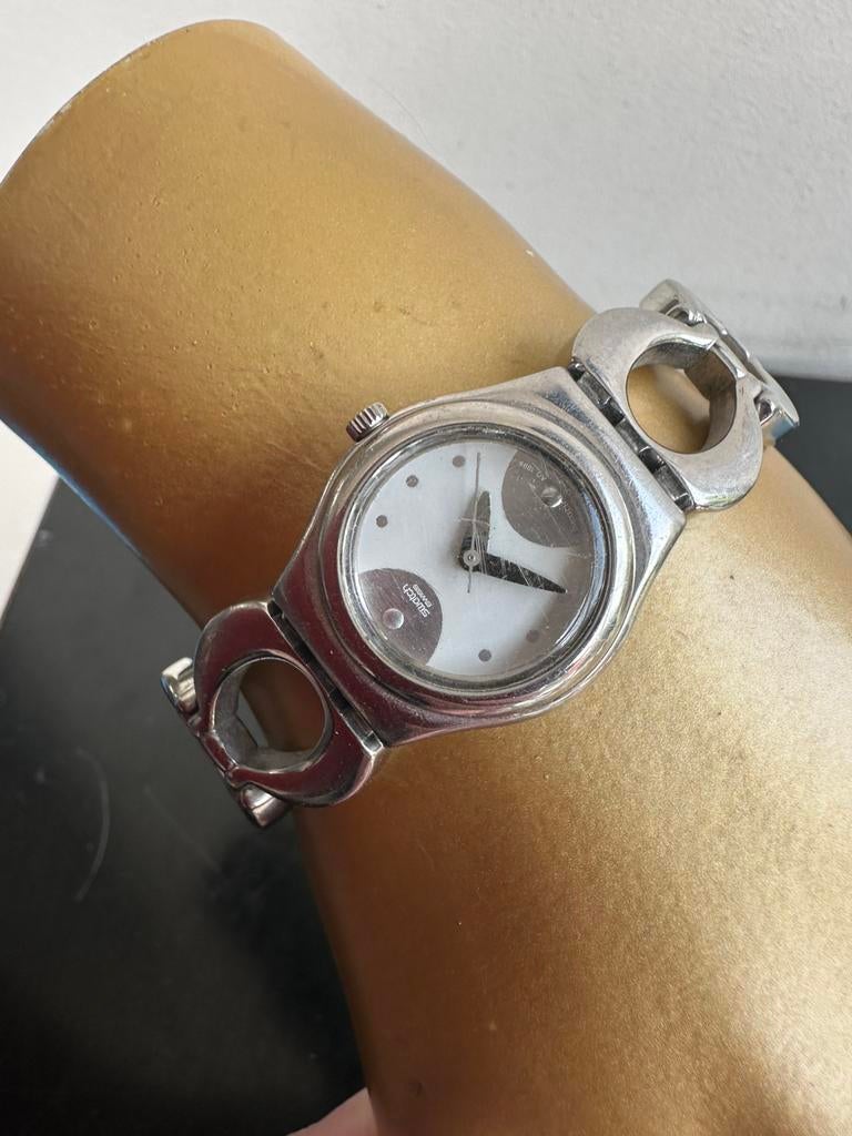 Goed lopend Vintage Swatch Irony 2000 dames horloge, Sieraden, Tassen en Uiterlijk, Horloges | Dames, Ophalen of Verzenden, Gebruikt